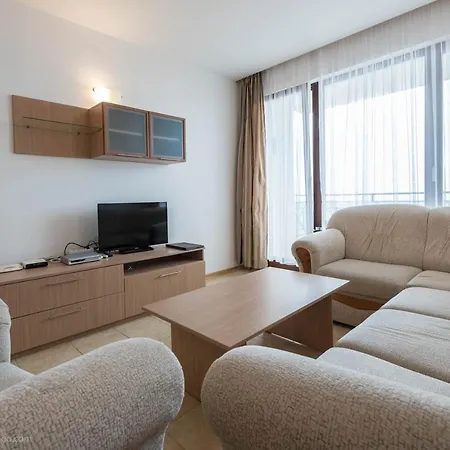 Golden Sands Rentals Apartments Appartamento