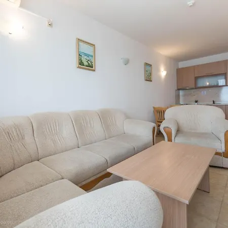Golden Sands Rentals Apartments Lägenhet
