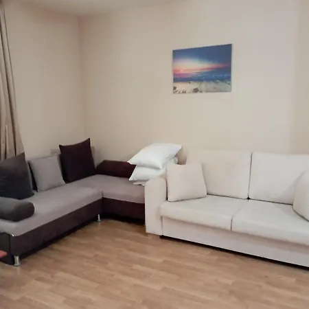 Golden Sands Rentals Apartments Lägenhet
