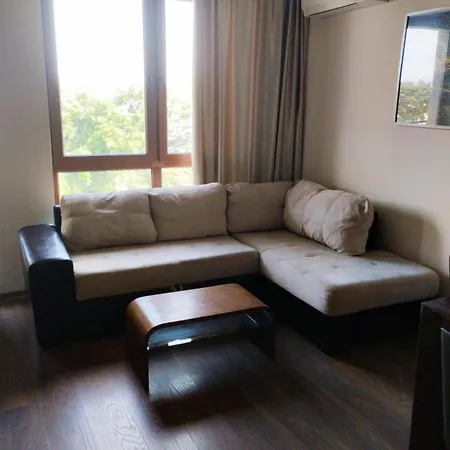 Golden Sands Rentals Apartments Lägenhet