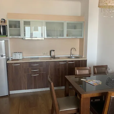 Golden Sands Rentals Apartments Lägenhet