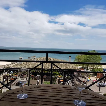 Golden Sands Rentals Apartments Lägenhet