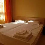 Golden Sands Rentals Apartments Lejlighed Golden Sands