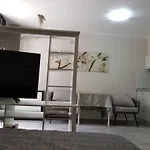 Golden Sands Rentals Apartments * Золотые Пески