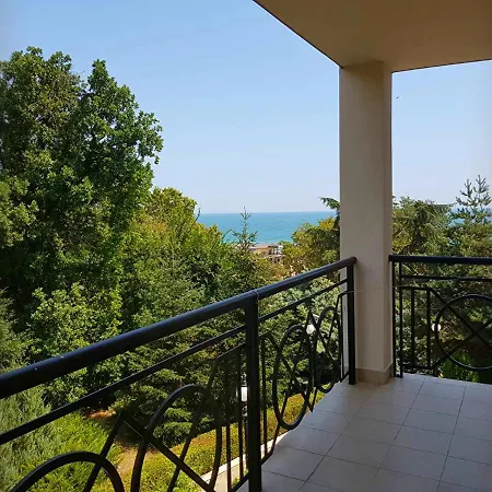 아파트 Golden Sands Rentals Apartments *