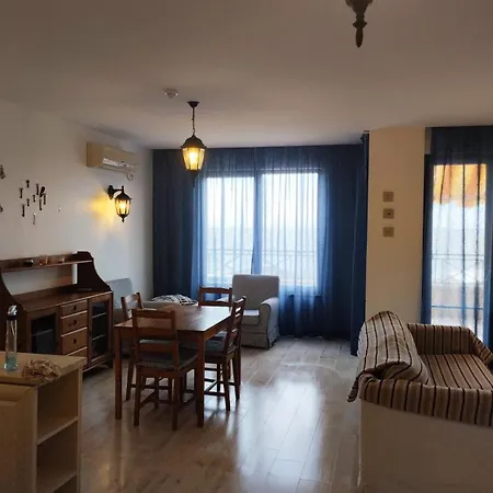 Golden Sands Rentals Apartments Daire *