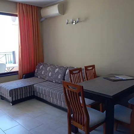 Golden Sands Rentals Apartments Daire *