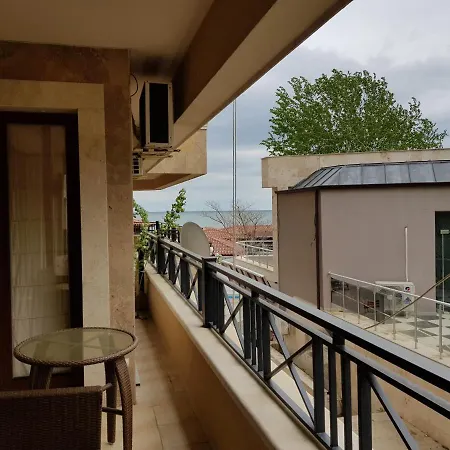 Golden Sands Rentals Apartments Daire *